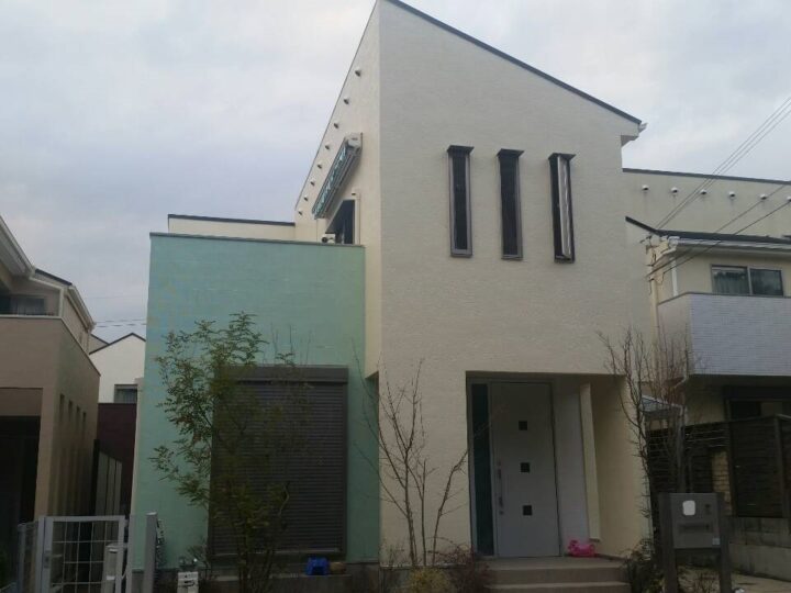 神戸市西区 リフォーム・外壁塗装 – 兵庫県 神戸市西区 さわやかな色合いの仕上がりのU様邸