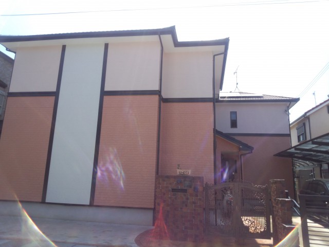 外観が特徴的な塗装後の兵庫県高砂市Ｎ様邸